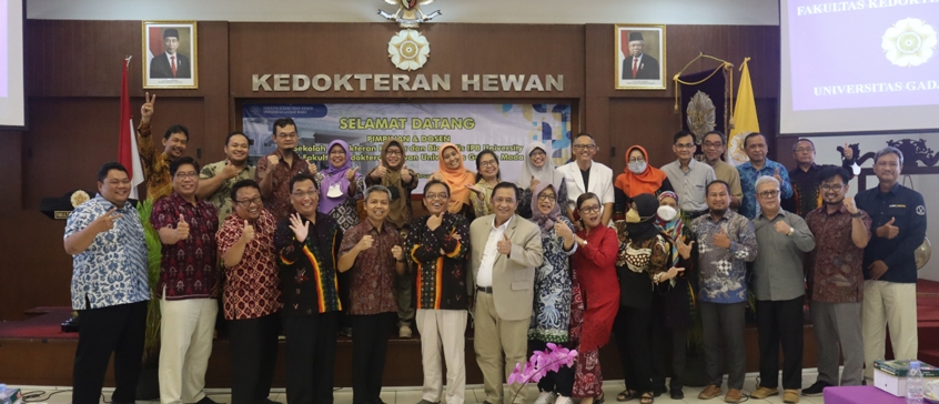 SKHB IPB University dan FKH UGM Sepakat untuk Memperkuat Peran Kedua Fakultas di Bidang Veteriner di Indonesia