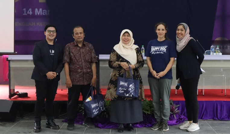 Stadium Generale Mahasiswa PPDH SKHB Usung Tema Pet Animal Nutritional Management